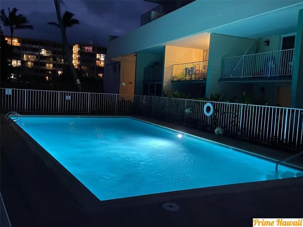 Beautiful Condo Right On The Beach Hau'ula