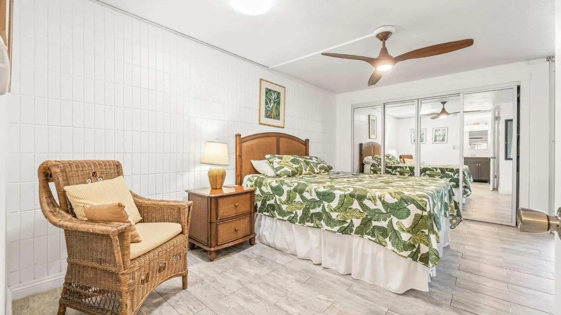 Beautiful Condo Right On The Beach Hau'ula 0*,  United States